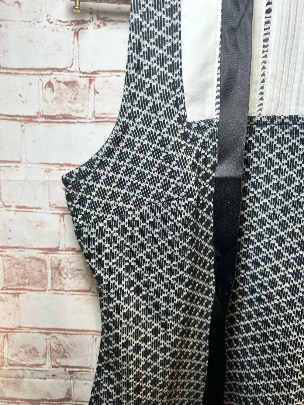 Anthro Maeve Sleeveless Tuxedo Twofer Top Sweater Vest Black & White Small - Picture 9 of 10